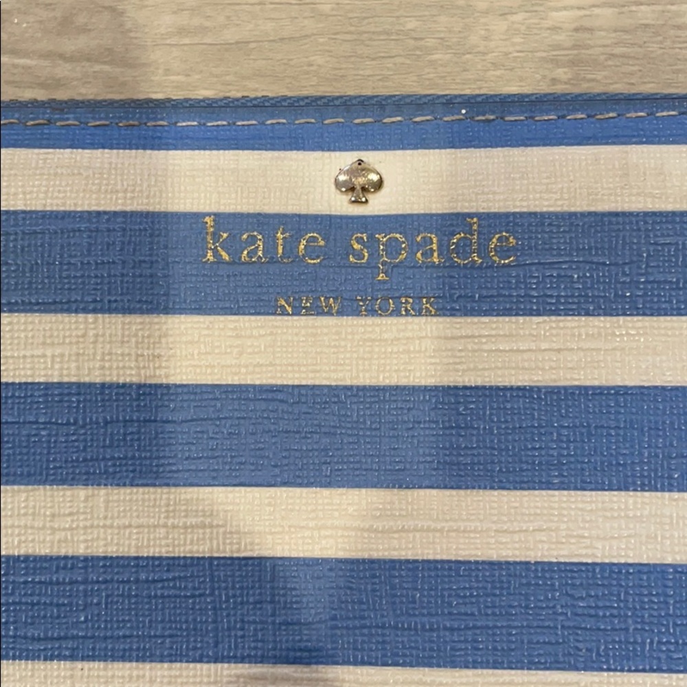 Kate Spade Wallet - Picture 2 of 5